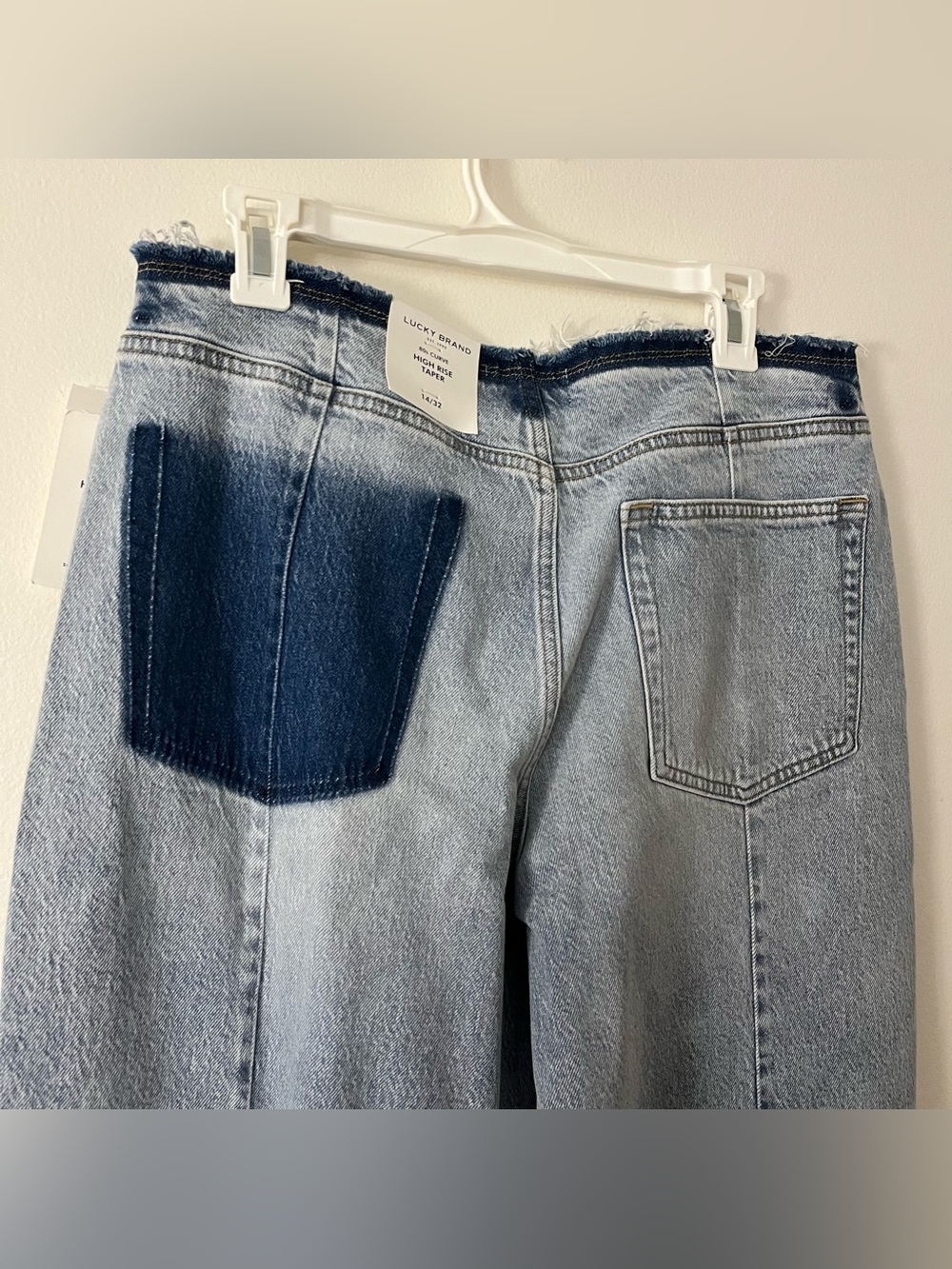 NWT Lucky Brand High Waisted Distressed Jeans Size 14, Size 32